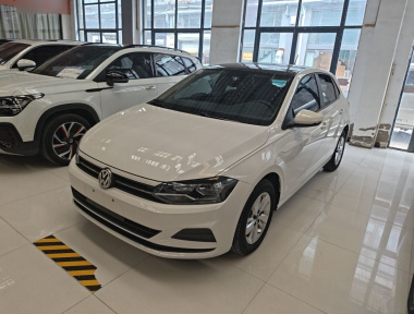 Volkswagen Polo 2022 car image 