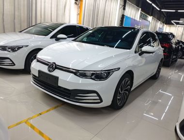 Volkswagen Golf 2022 car image 