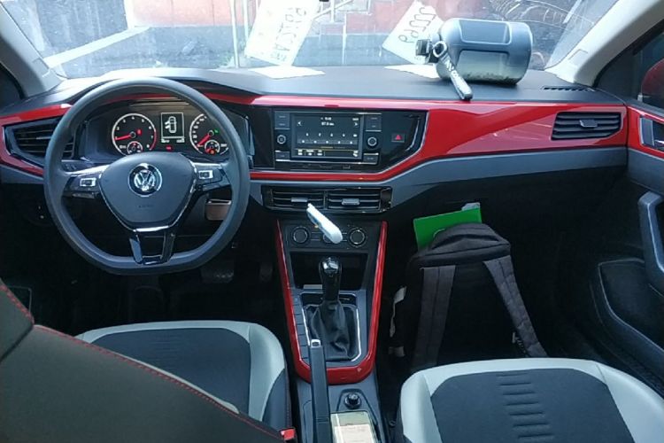 Volkswagen Polo 2020 car image #10