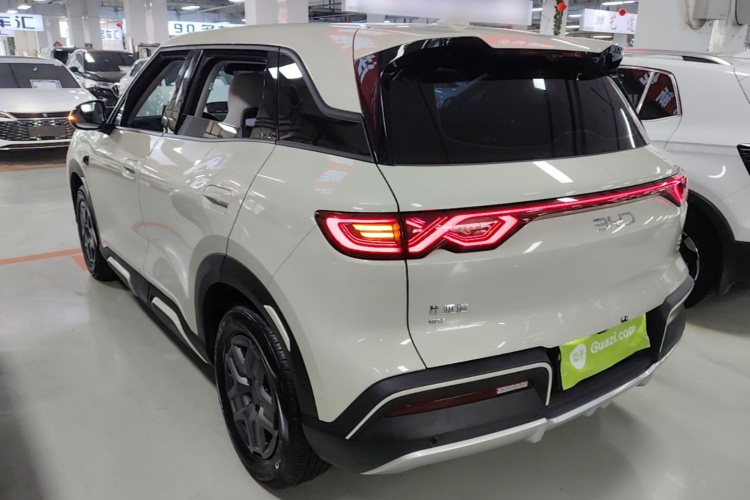 BYD YuanUP 2025 #5 BYD YuanUP 2025 car image #5