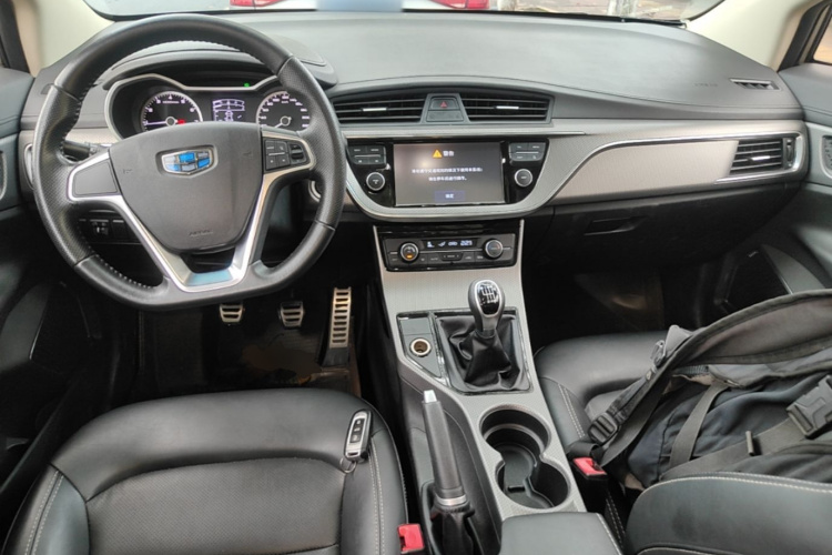 GEELY Emgrand GS 2016 car image #11