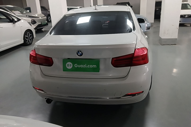 BMW 3 Series 2015 #6 BMW 3 Series 2015 car image #6