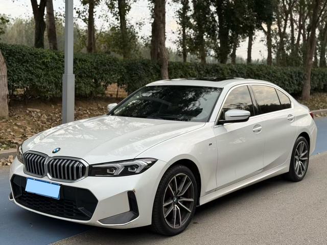 BMW 3 Series 2022 imagem de carro #10