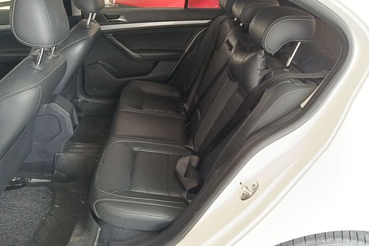 Volkswagen Lavida 2016 car image #17