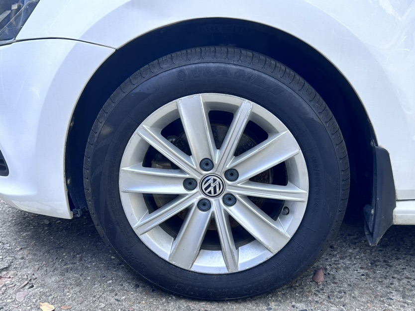 Volkswagen Polo 2015 #8 Volkswagen Polo 2015 car image #8