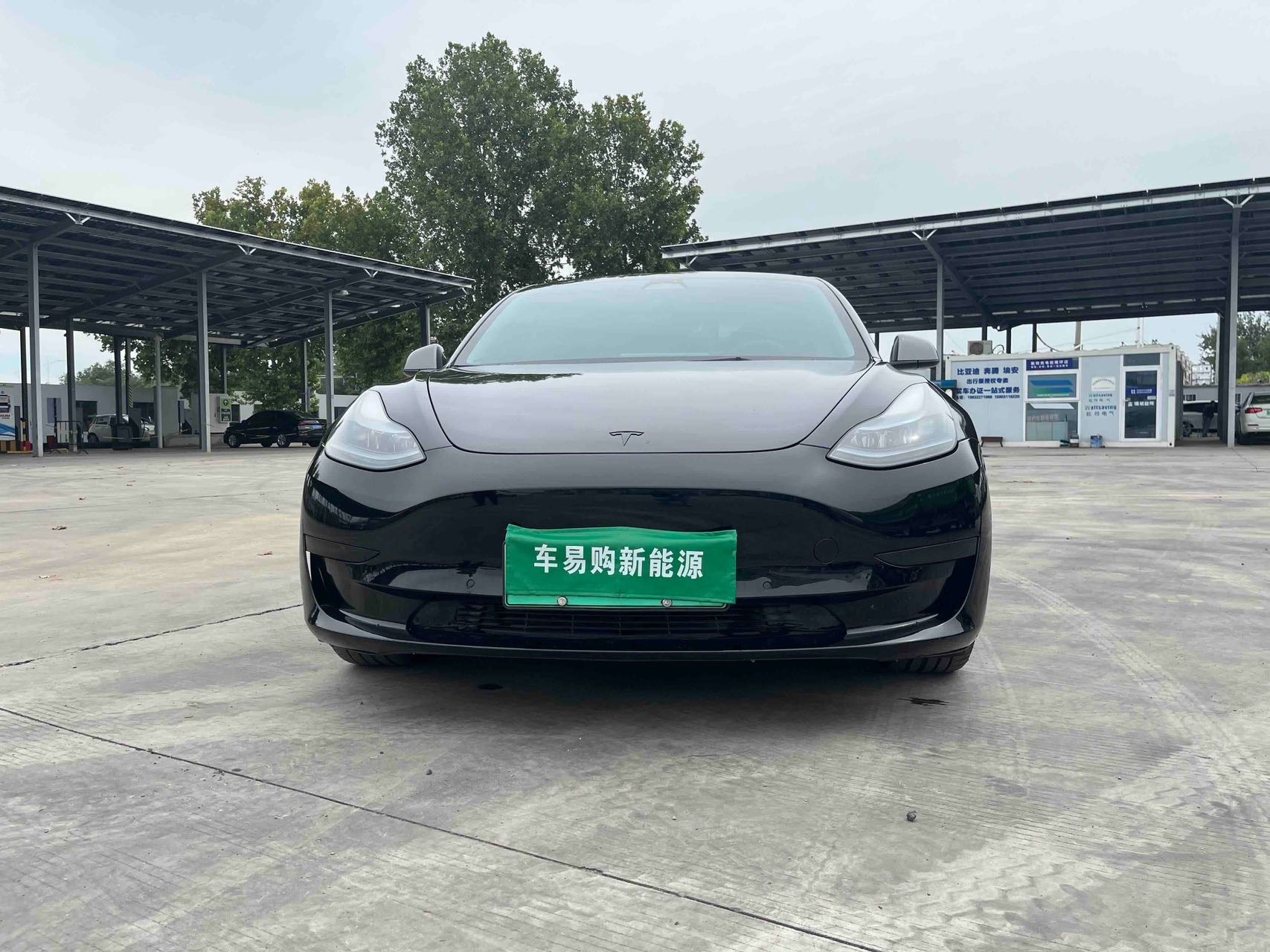 Tesla Model 3 2023 car image #2