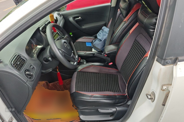 Volkswagen Polo 2019 car image #17