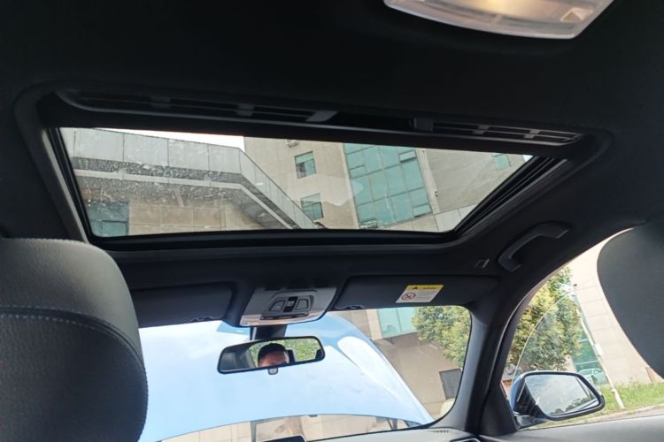 BMW 3 Series 2019 image de voiture #18