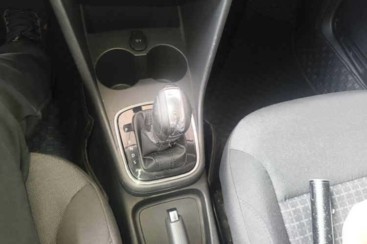 Volkswagen Polo 2019 #18 Volkswagen Polo 2019 car image #18