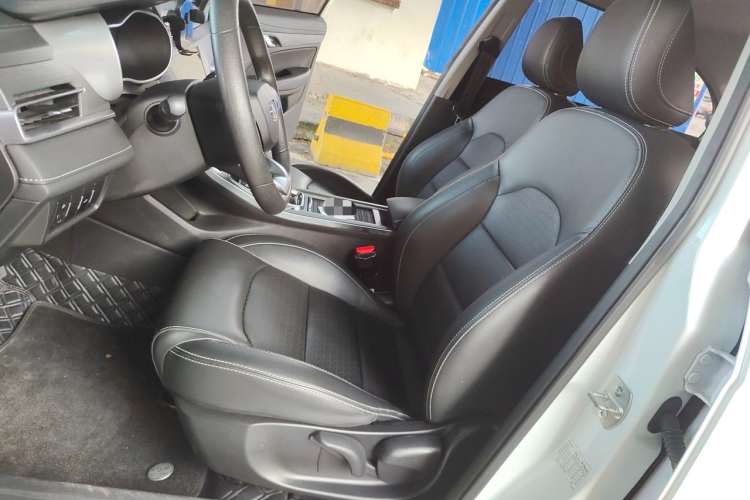 GEELY Emgrand 2021 car image #19