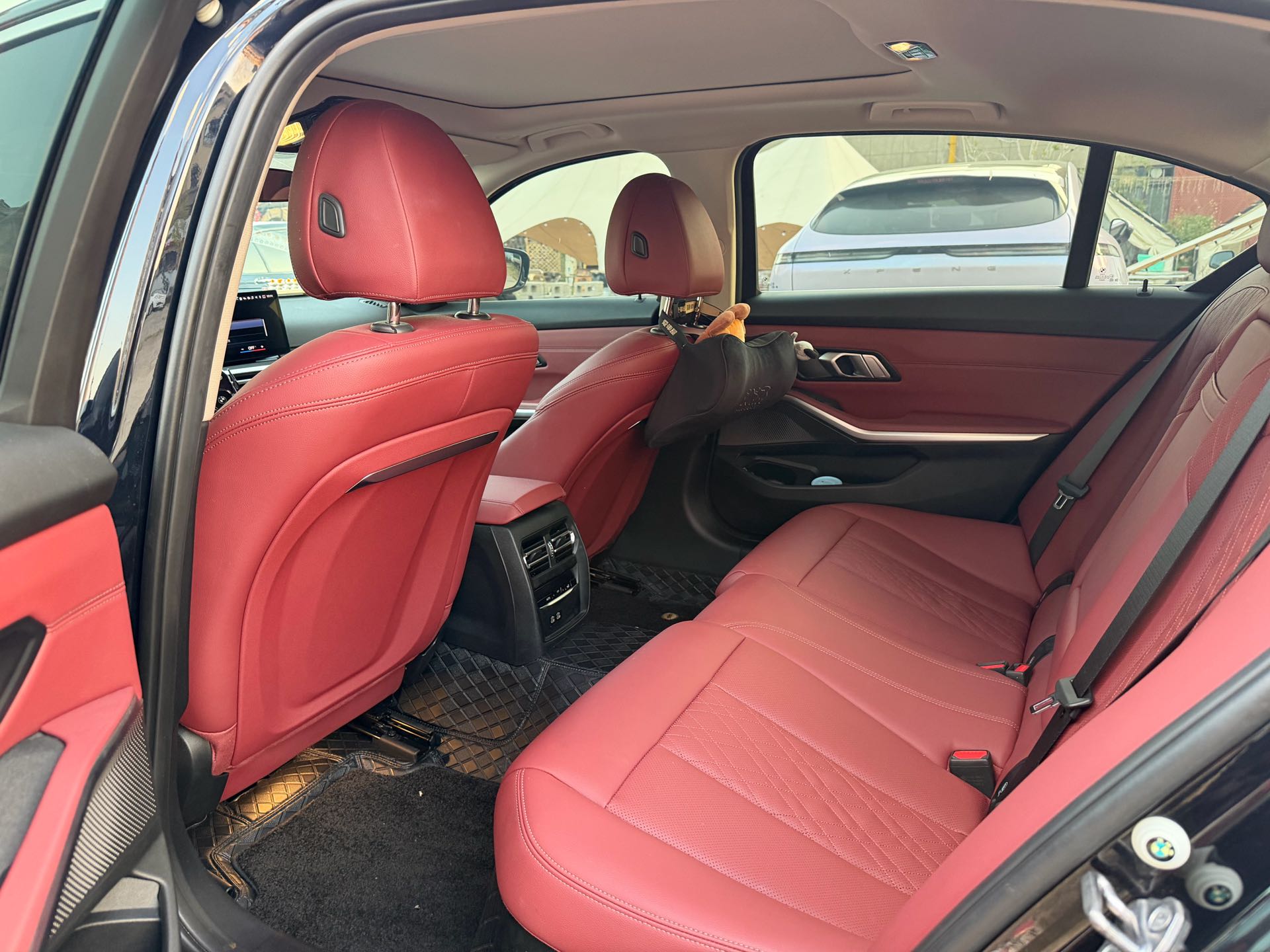 2023 car image #6