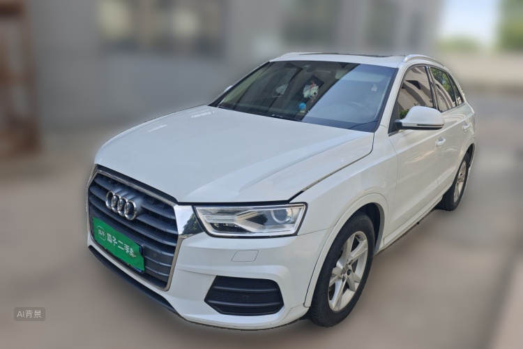 Audi Q3 2017 car image #2