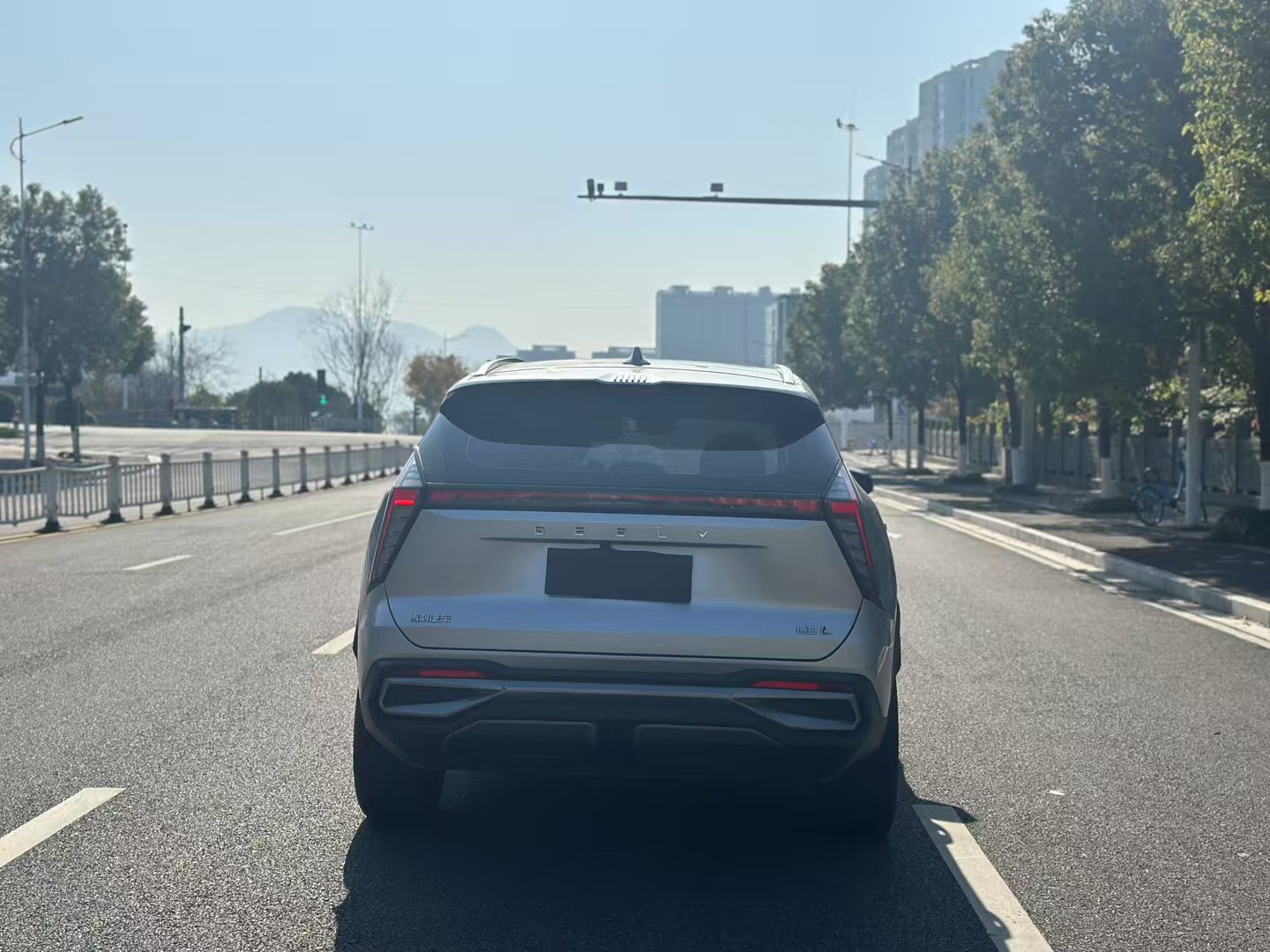 GEELY Boyue L 2023 car image #8