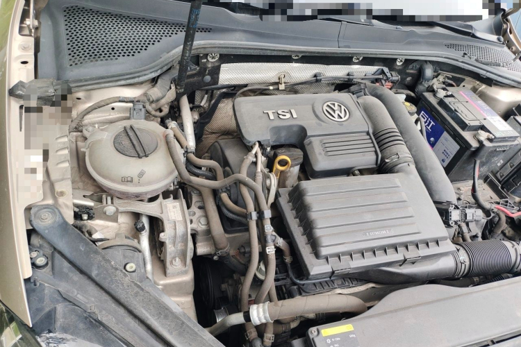 Volkswagen Golf 2015 car image #28