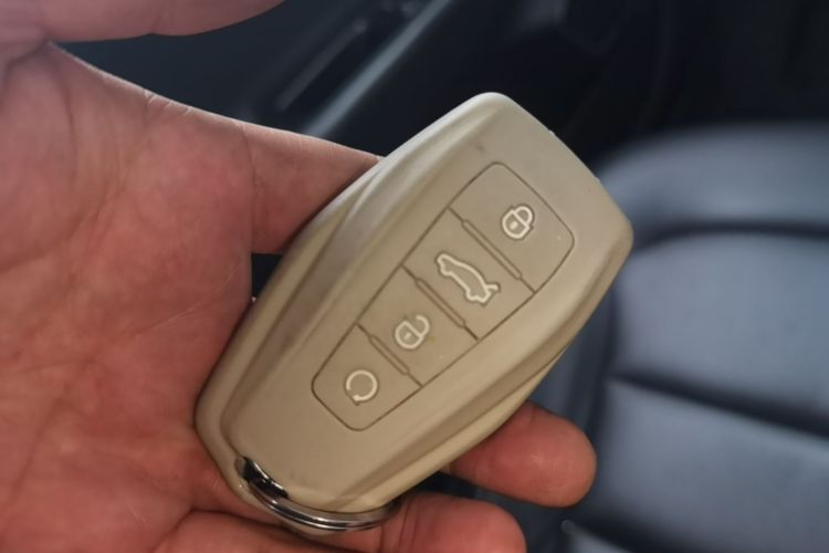 GEELY Emgrand GS 2019 car image #10