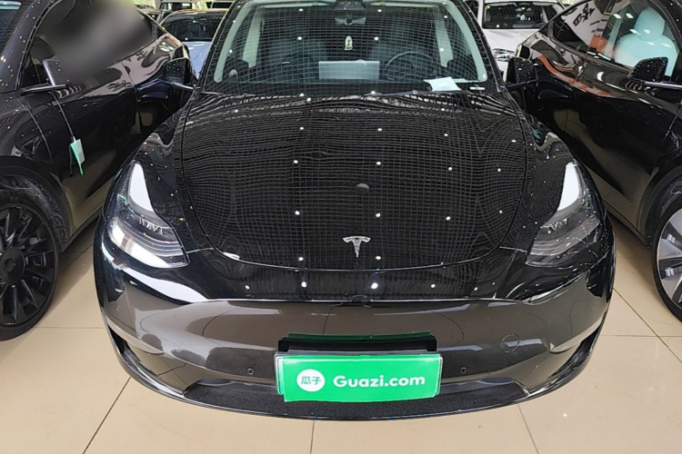 Tesla Model Y 2021 car image #3