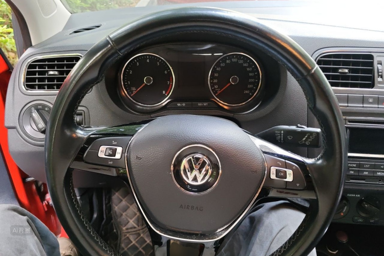 Volkswagen Polo 2016 #12 Volkswagen Polo 2016 car image #12