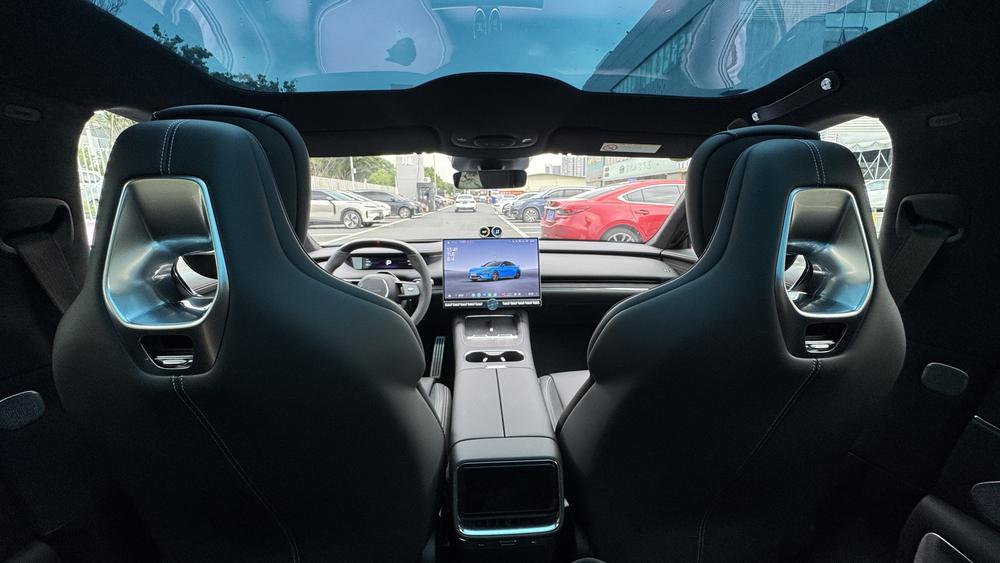 2026 #25 2026 immagine di auto #25