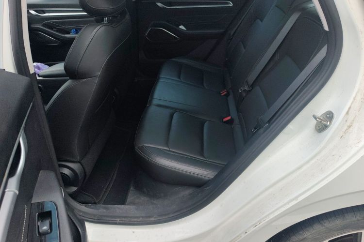 GEELY Emgrand 2021 #10 GEELY Emgrand 2021 car image #10