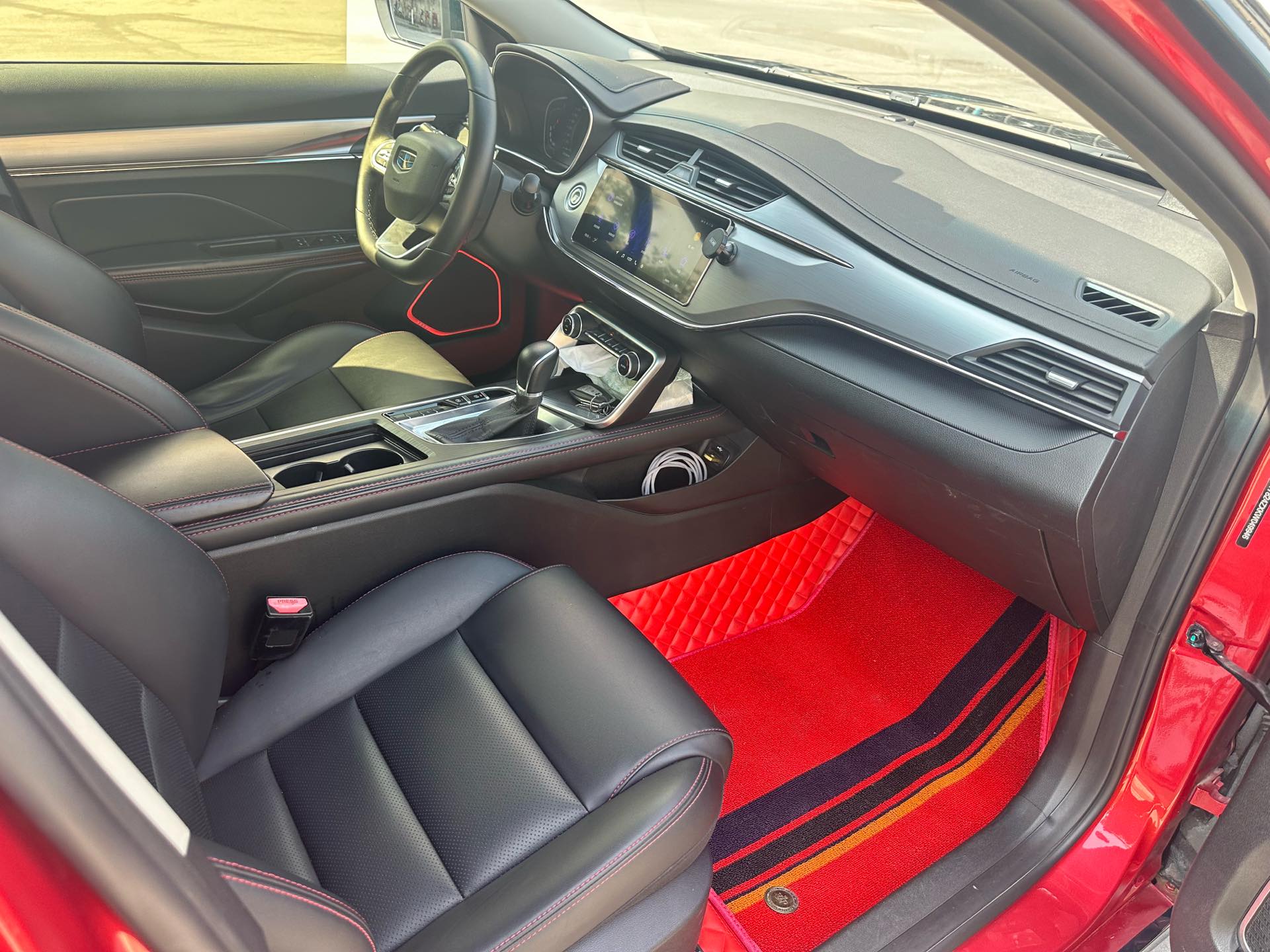 GEELY Binray 2019 car image #7