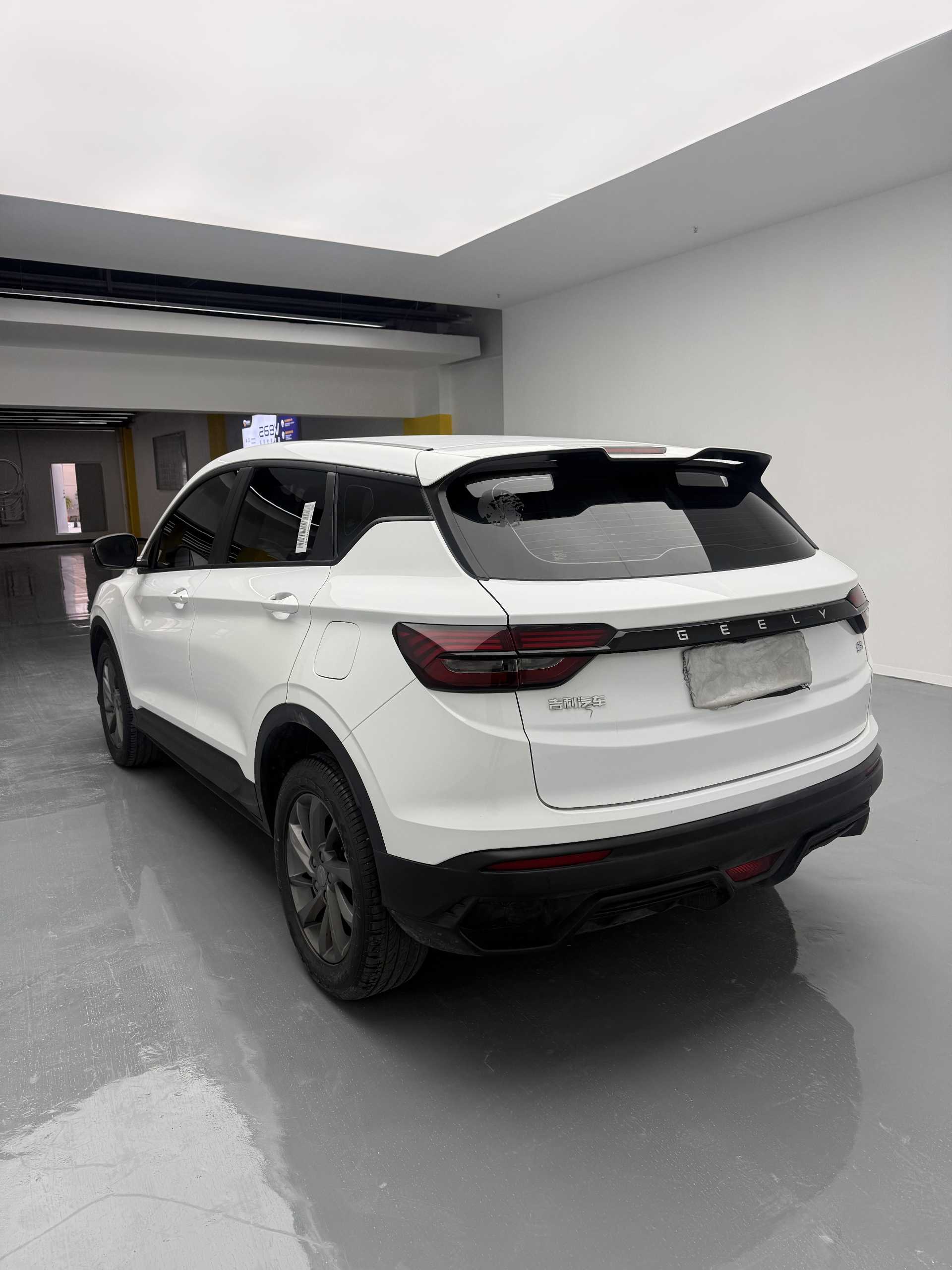 GEELY Coolray 2025 #6 GEELY Coolray 2025 car image #6