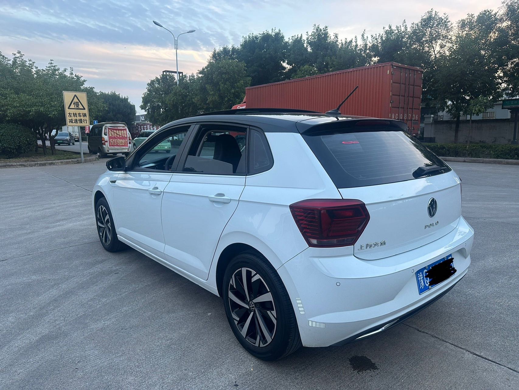 Volkswagen Polo 2023 car image #8
