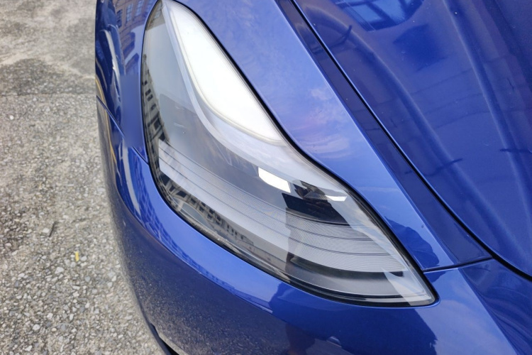Tesla Model Y 2021 car image #8