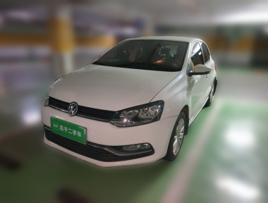 Volkswagen Polo 2015 car image 