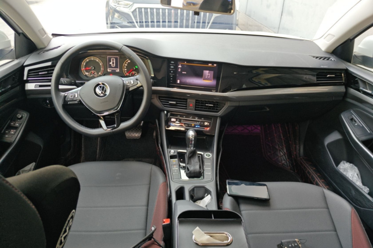 Volkswagen Bora 2021 car image #11