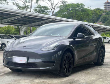 Tesla Model Y 2023 Tesla Model Y 2023 immagine di auto