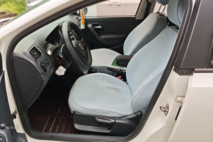 Volkswagen Polo 2016 #17 Volkswagen Polo 2016 car image #17