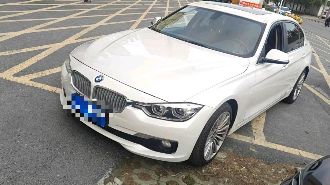 BMW 3 Series 2018 car image 