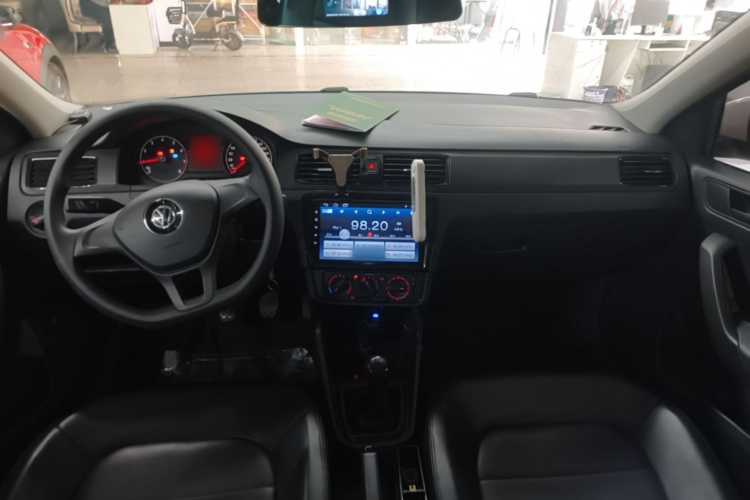 Volkswagen Santana 2019 #10 Volkswagen Santana 2019 car image #10