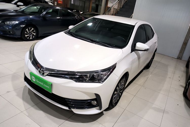 Toyota Corolla 2018 изображение автомобиля #2