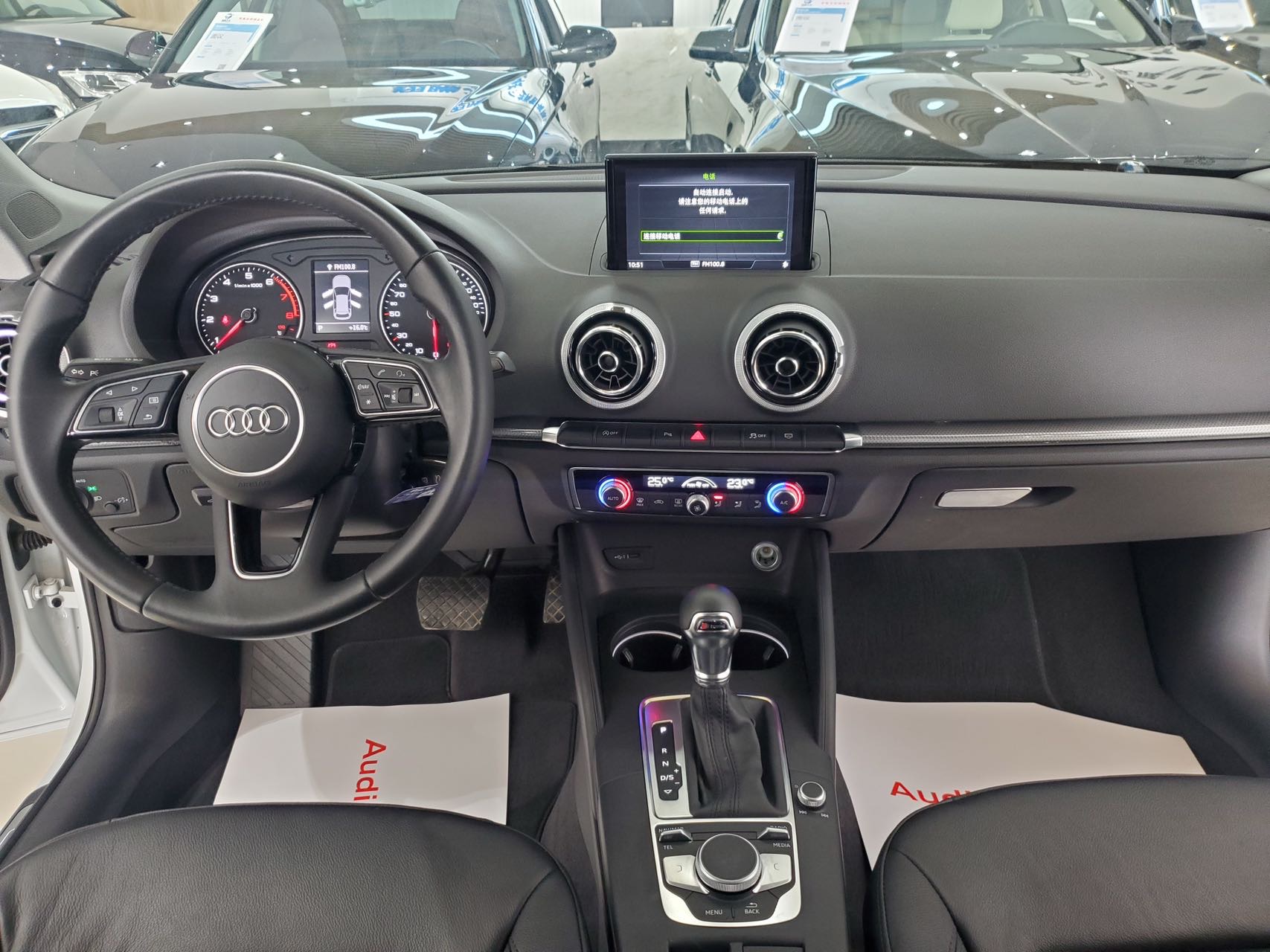 Audi A3 2018 car image #7