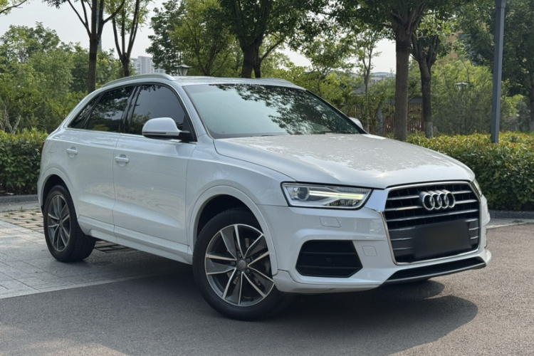 Audi Q3 2017 #4 Audi Q3 2017 car image #4
