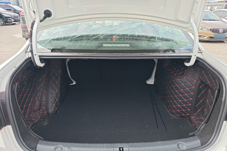 Volkswagen Lavida 2017 car image #19