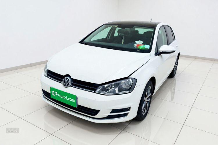 Volkswagen Golf 2016 car image #2
