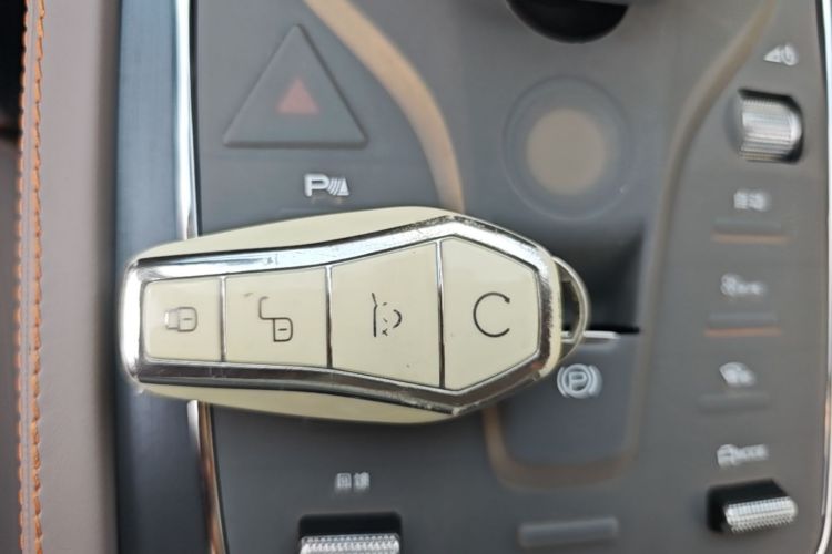 BYD Yuan Plus 2024 car image #9