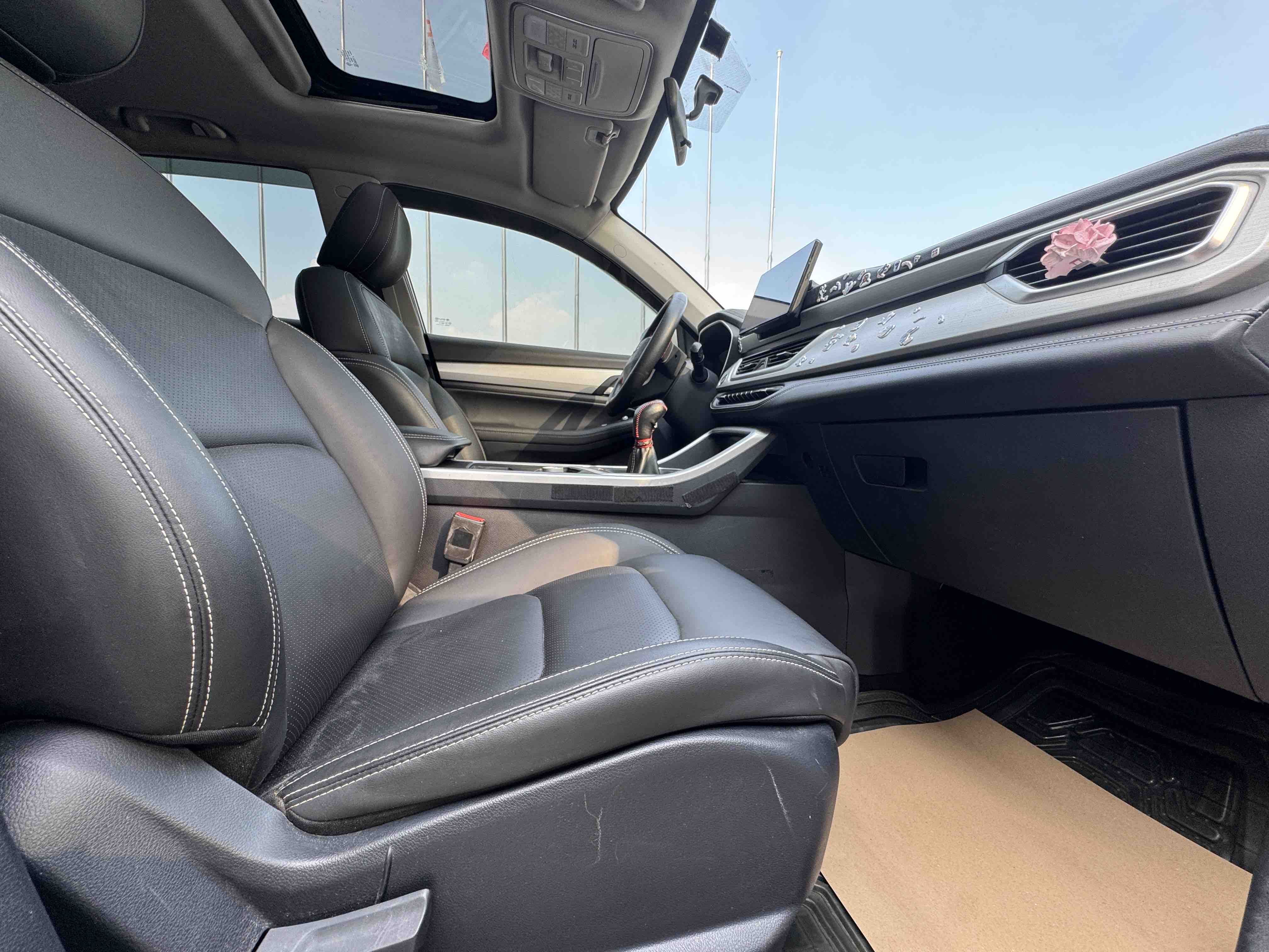 GEELY Vision X6 2020 #10 GEELY Vision X6 2020 изображение автомобиля #10