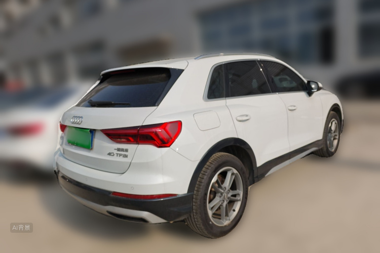 Audi Q3 2020 car image #7