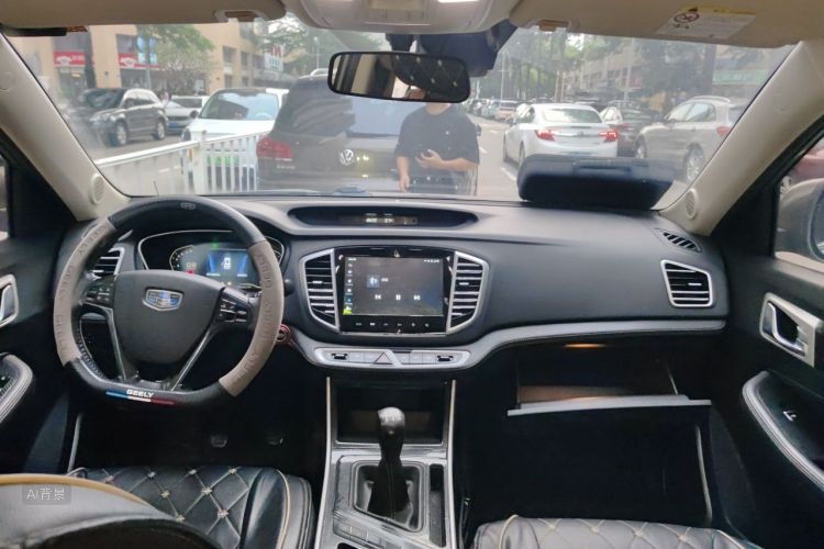 GEELY Vision X6 2019 car image #11