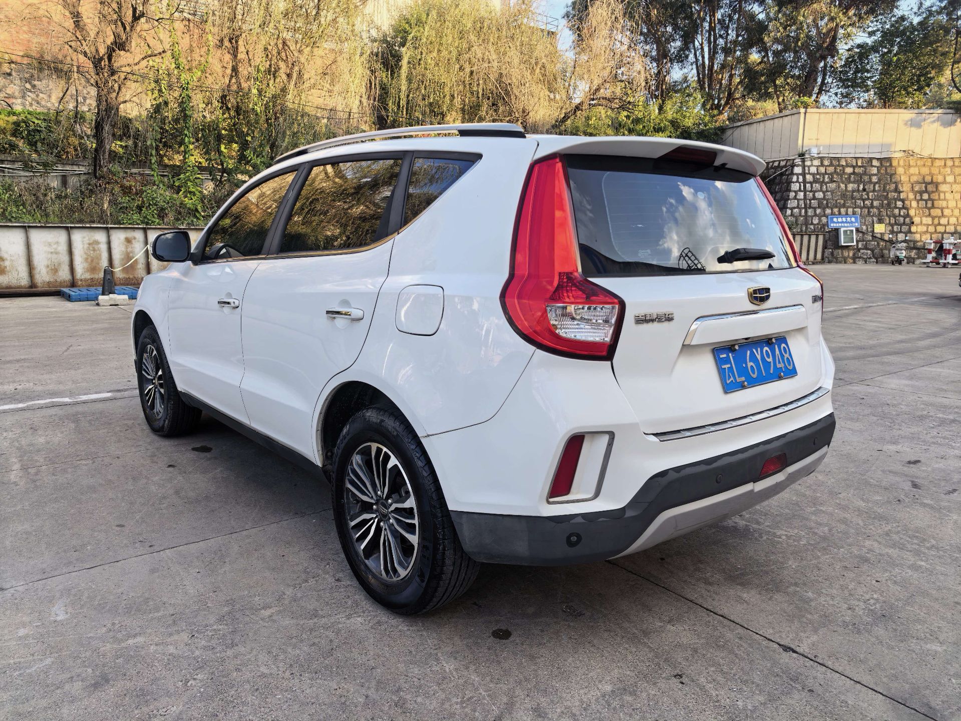 GEELY Vision X6 2017 #4 GEELY Vision X6 2017 imagen de coche #4