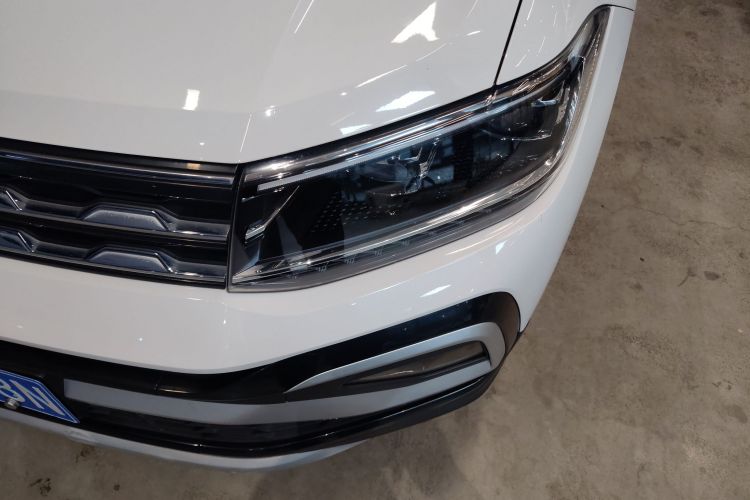 Volkswagen T-Cross 2020 car image #29