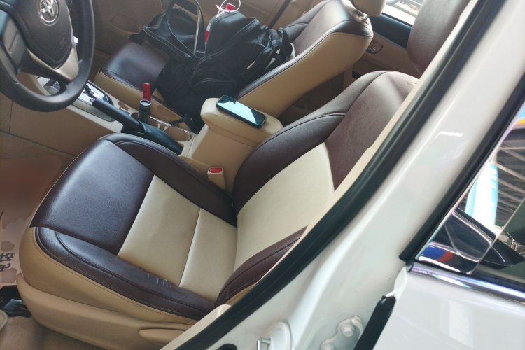 Toyota Corolla 2017 car image #19