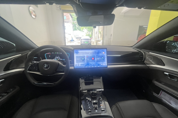 BYD Han 2021 car image #12