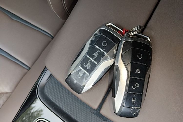 BYD Han 2022 car image #9