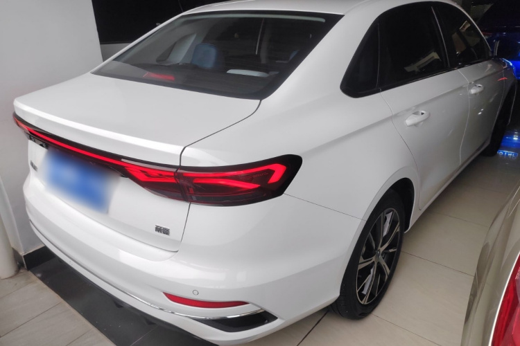 GEELY Emgrand 2022 imagem de carro #7