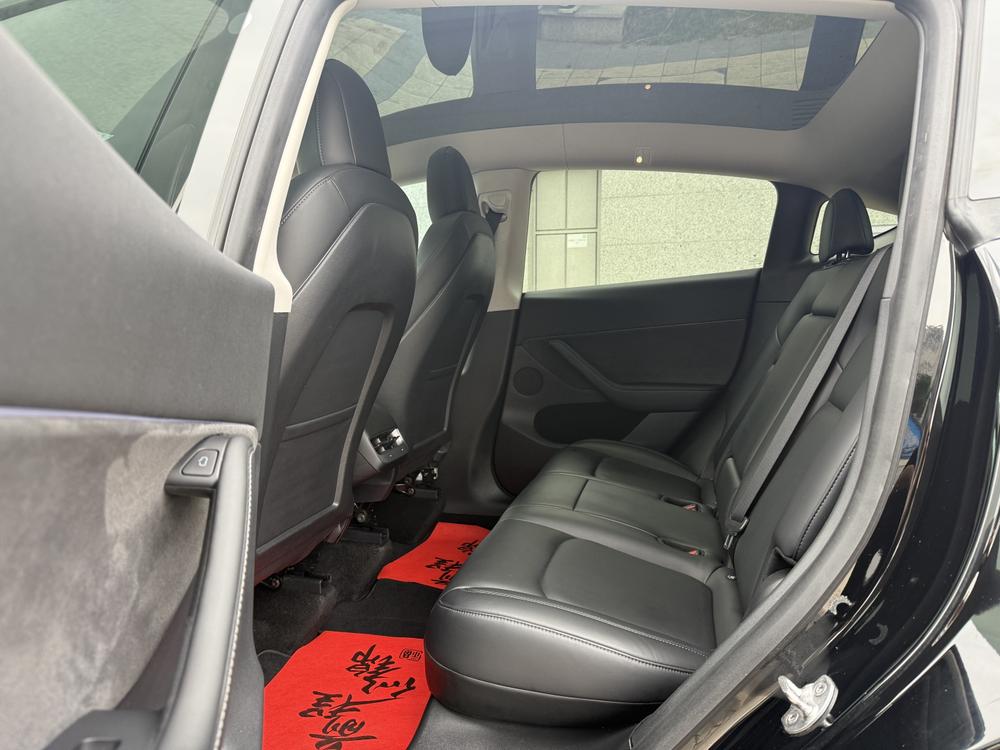 Tesla Model Y 2021 #13 Tesla Model Y 2021 car image #13