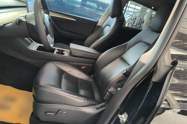 Tesla Model Y 2023 #15 Tesla Model Y 2023 immagine di auto #15